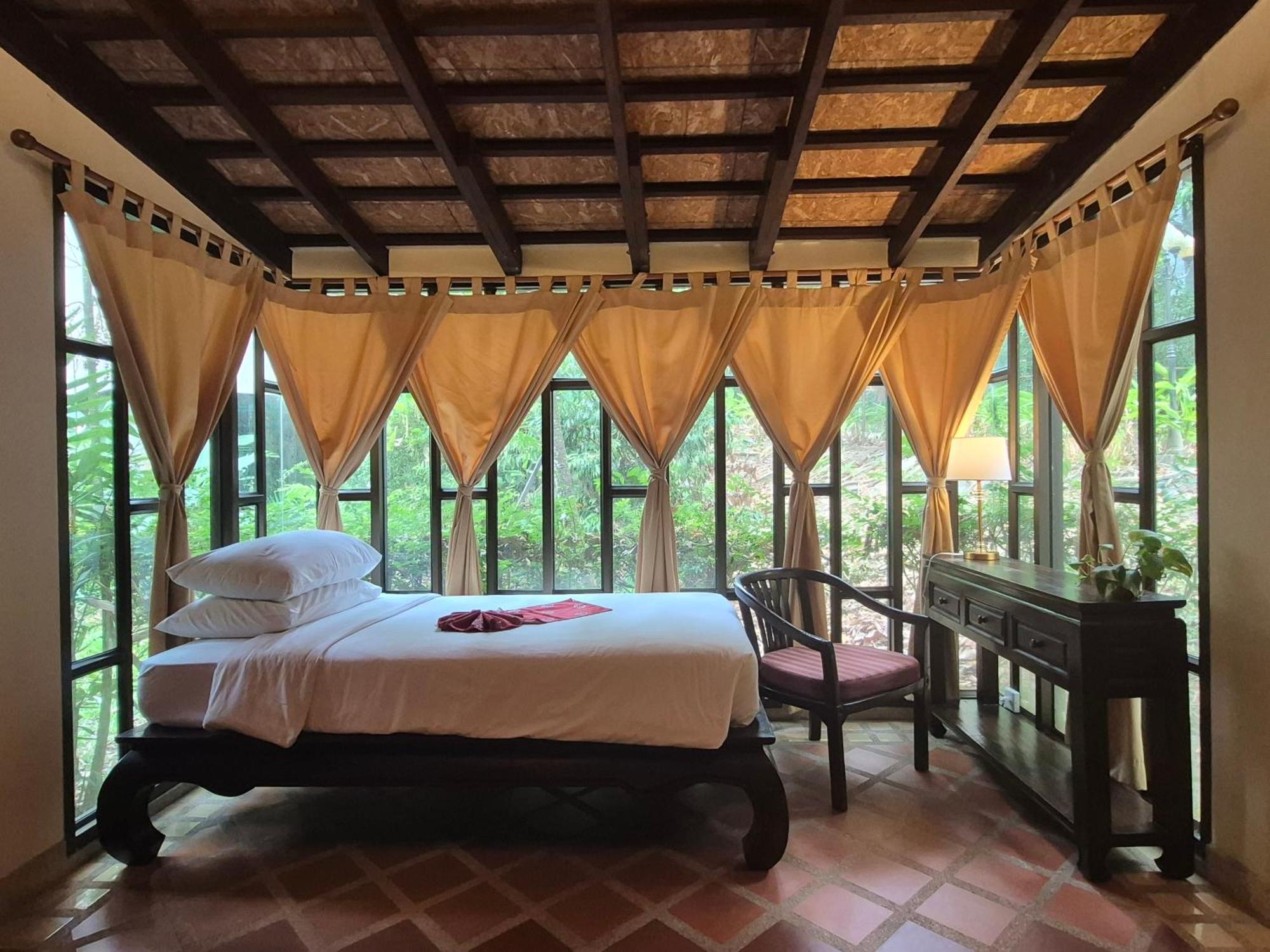 Suuko Villas Phuket Buitenkant foto