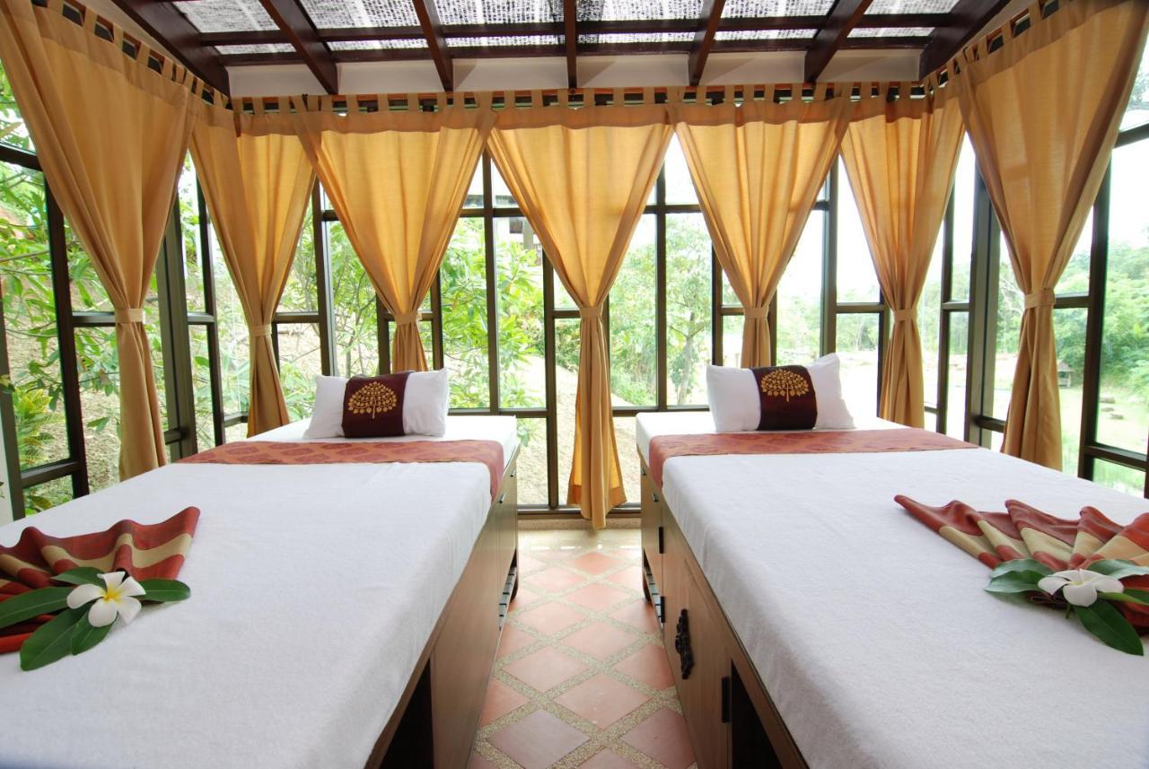 Suuko Wellness & Spa Resort Phuket Buitenkant foto